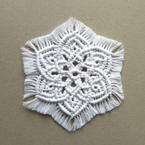 Prostírka macramé - bílý květ — foto 5