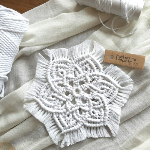 Prostírka macramé - bílý květ — foto 6