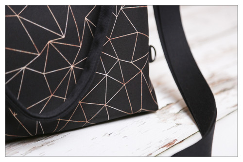 Kabelkobatoh softshell zlatohnědá geometrie — foto 4