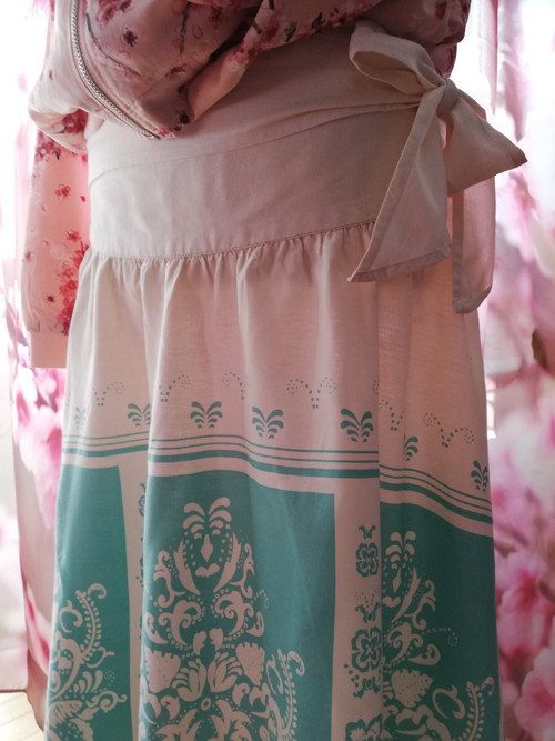 Kolová folk sukně — foto 5