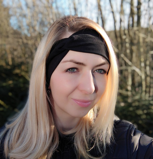 Čelenka černá — foto 2