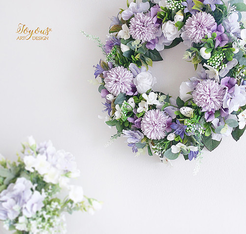 Svěží květinový věnec — foto 3