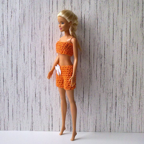 Oblečky pro Barbie - top, kraťasy — foto 3