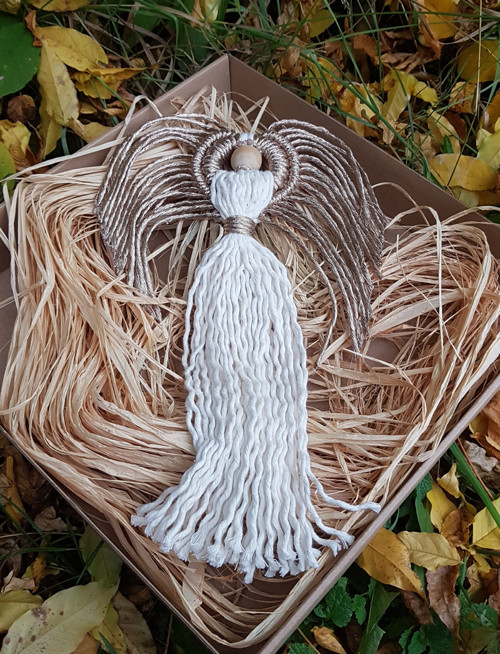 MACRAME ANDĚL se zlatými křídly — foto 2
