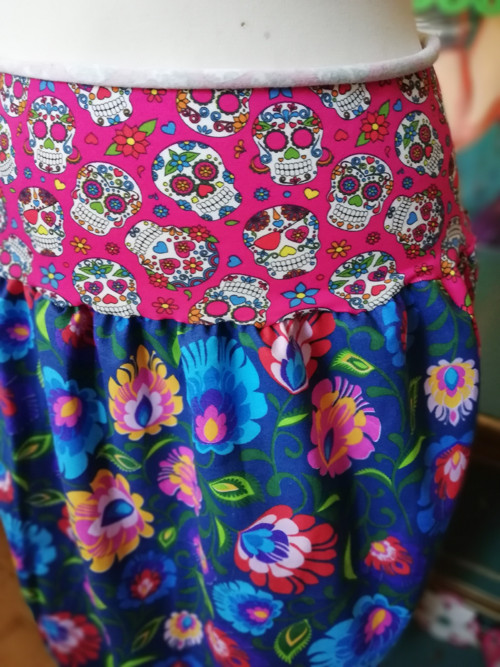 Sukně/top folklórní — foto 2