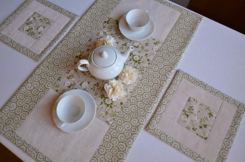 Sada dečky a prostírání - Růžičky a spirála — foto 3