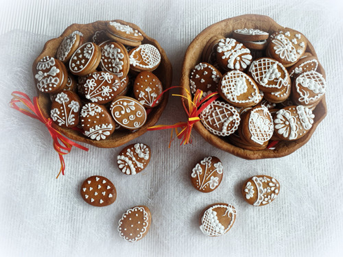 Velká mísa s perníčky - kraslice — foto 2