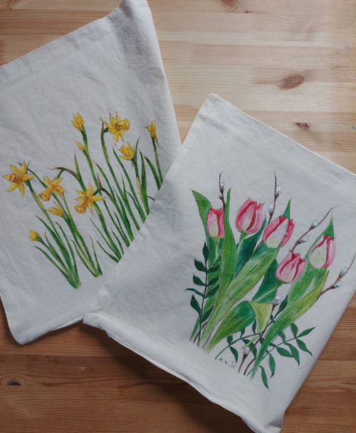 Malovaný polštář- tulipány — foto 2