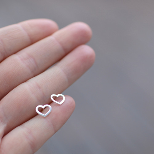 LOVE, Autorský šperk, AG naušnice — foto 3