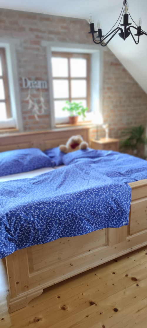 Modré povlečení s drobnými lístečky — foto 4