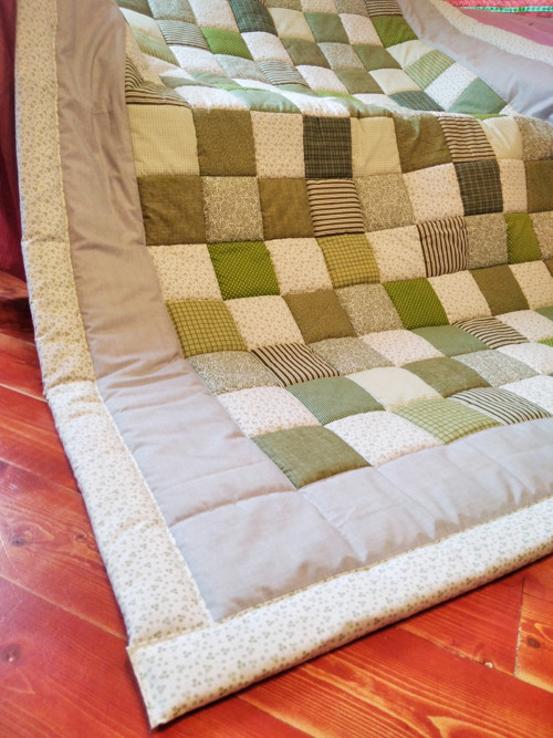 Olivový patchwork přehoz či přikrývka — foto 2