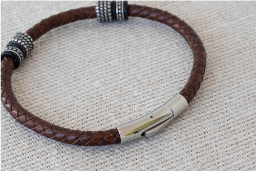 Hnědý kožený náramek - snake — foto 2