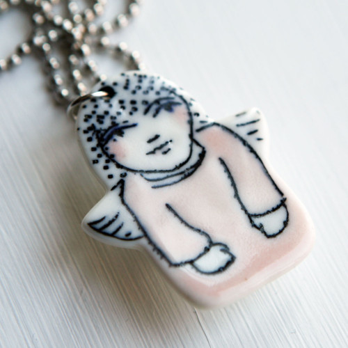 Anděl porcelánový přívěšek — foto 3