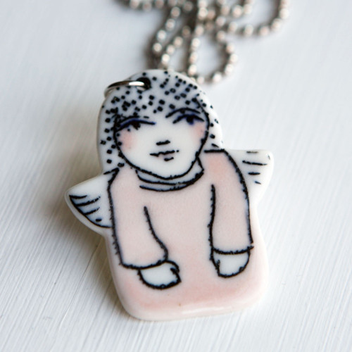 Anděl porcelánový přívěšek — foto 2