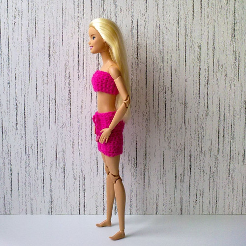 Oblečky pro Barbie - top, kraťasy — foto 4