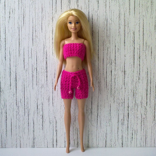 Oblečky pro Barbie - top, kraťasy — foto 5