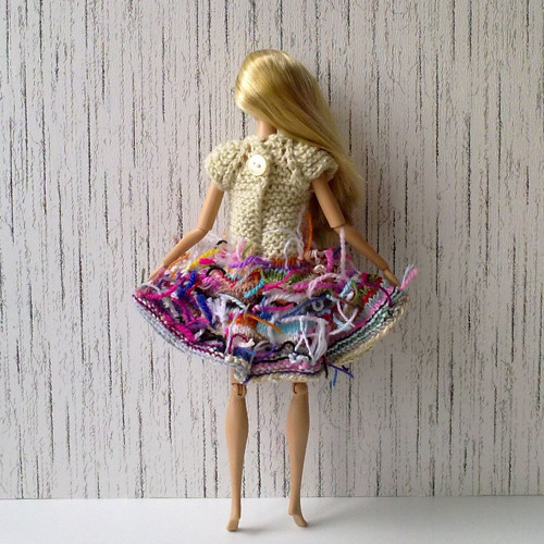 Oblečky pro Barbie - šaty — foto 3