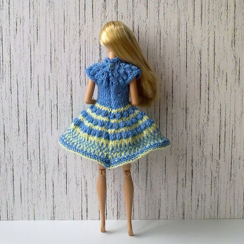 Oblečky pro Barbie - šaty — foto 3