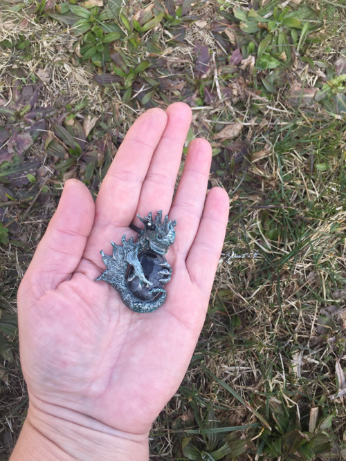 Dračí amulet s přírodním larvikitem — foto 4