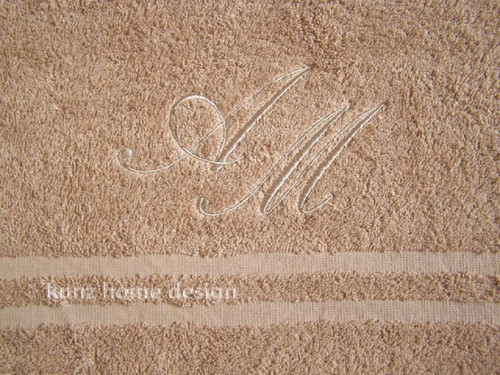 Osúška maxi s monogramom — foto 4