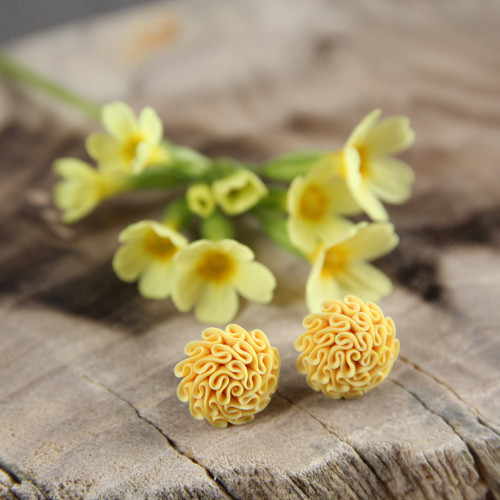 Yellow flowers — foto 2
