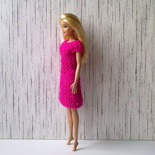 Oblečky pro Barbie - tričko, sukně — foto 2