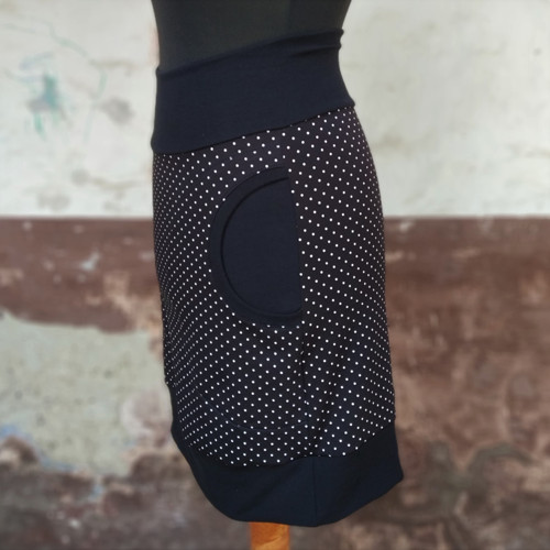 Černá s puntíky - L/XL — foto 4