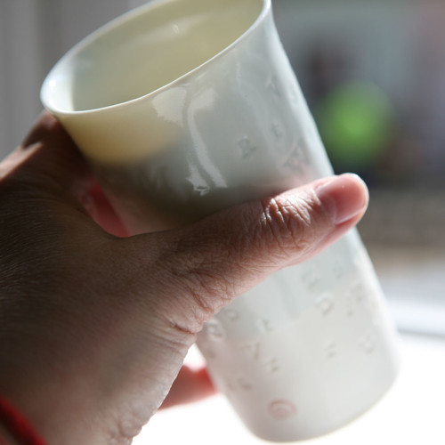 Prosvítavý pohár porcelán — foto 3