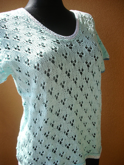 Dírkovaný top — foto 3