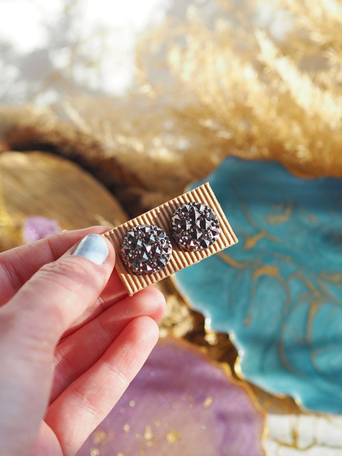 Šedé glitter duochromatické náušnice — foto 2
