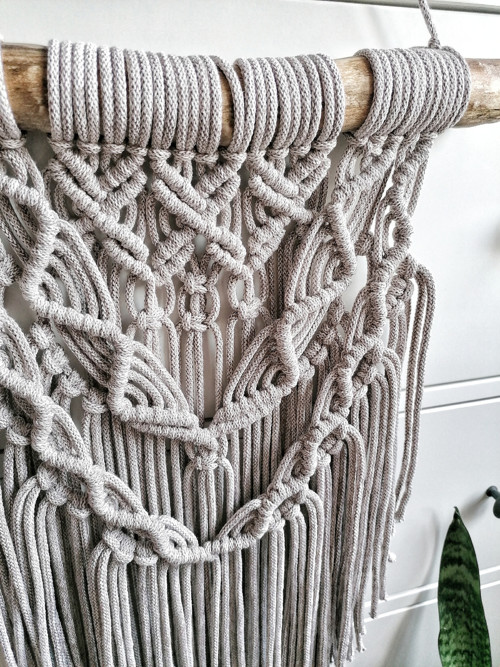Macrame dekorace v barvě latte — foto 4