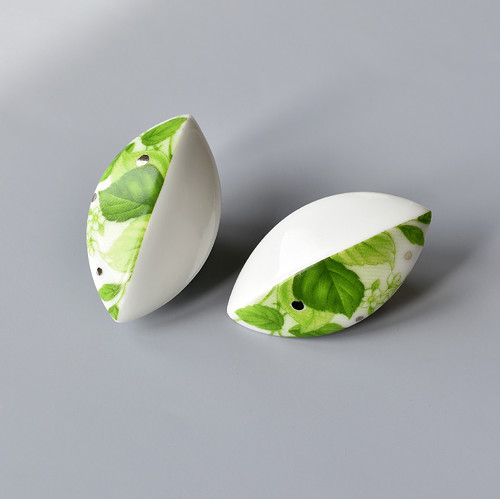 Porcelánová brož - Leaves — foto 4
