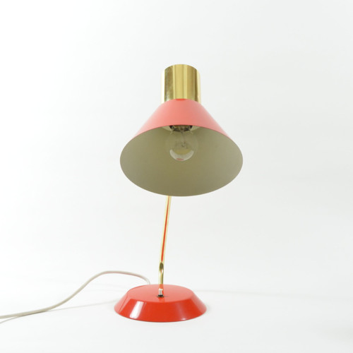 Červená vintage lampa — foto 2
