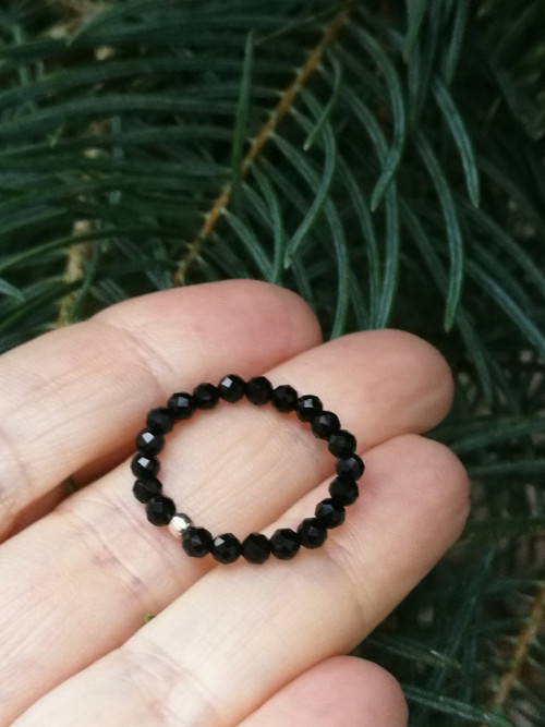 Prstýnek z minerálů - spinel — foto 3