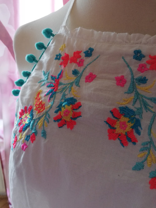 Top vyšívaný folklórní — foto 4
