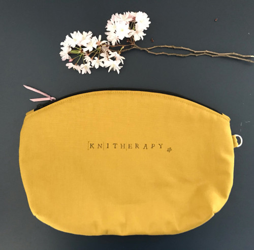 Čmeláčí / Projektová taška na zip — foto 2