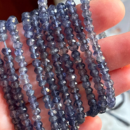 Iolit AAA korálky rondelky / cca 4x3mm — foto 4