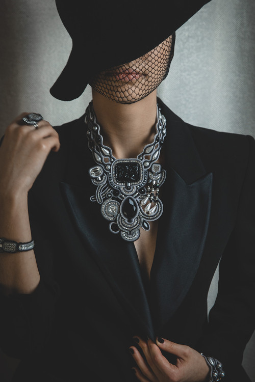 Sutaškový náramok Marlene — foto 4