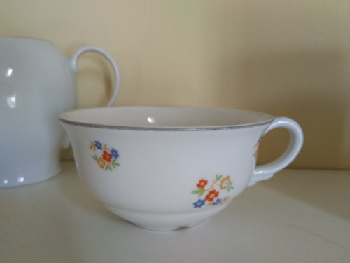Porcelánový šálek — foto 4