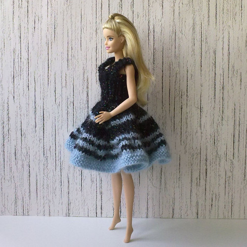 Oblečky pro Barbie - šaty — foto 2