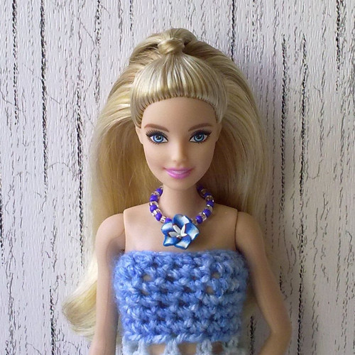 Oblečky pro Barbie - šaty, náhrdelník — foto 2