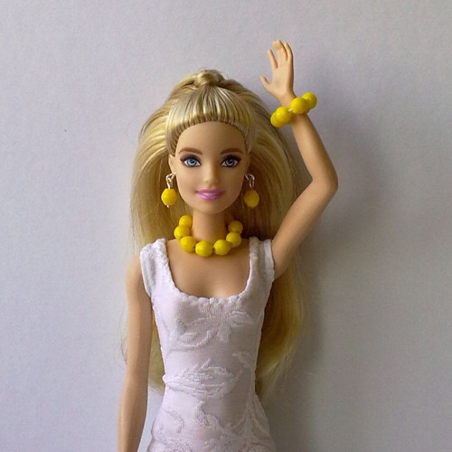 Šperky pro Barbie - náušnice, náhrdelník, náramek — foto 2