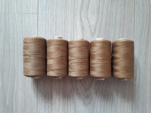 Polyesterové nitě — foto 2
