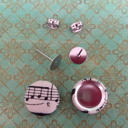 Diy sada - button náušnice noty — foto 3