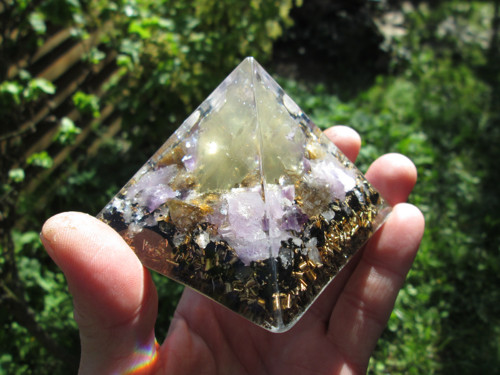 Org. pyramida ,, Nového Zítřku " — foto 3