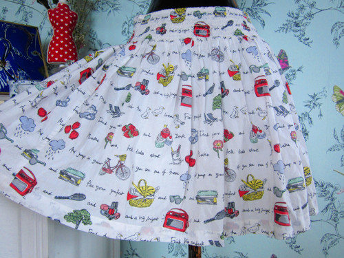 Sukénka vintage rozverná — foto 2