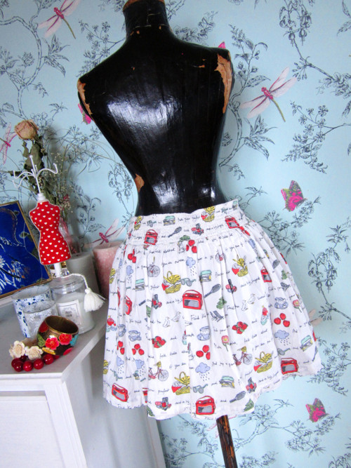 Sukénka vintage rozverná — foto 3