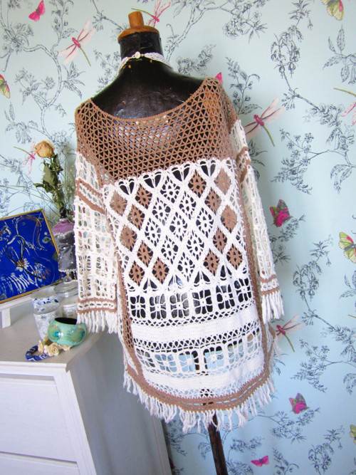 Svetr boho háčkovaný — foto 4