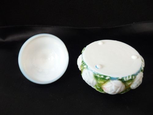 Porcelánová dóza — foto 4