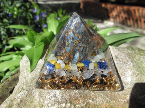Org. pyramida ,, Oko bouře " — foto 3